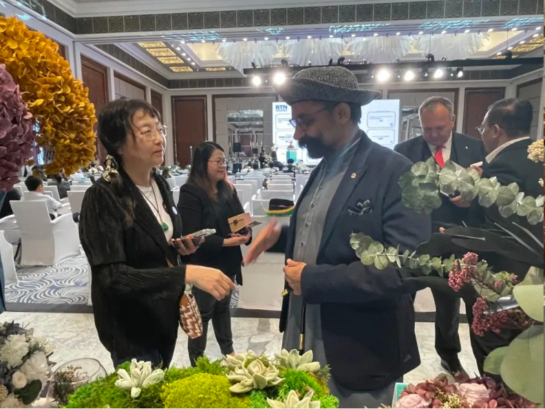 為客商細致解讀生態(tài)永生花的特點